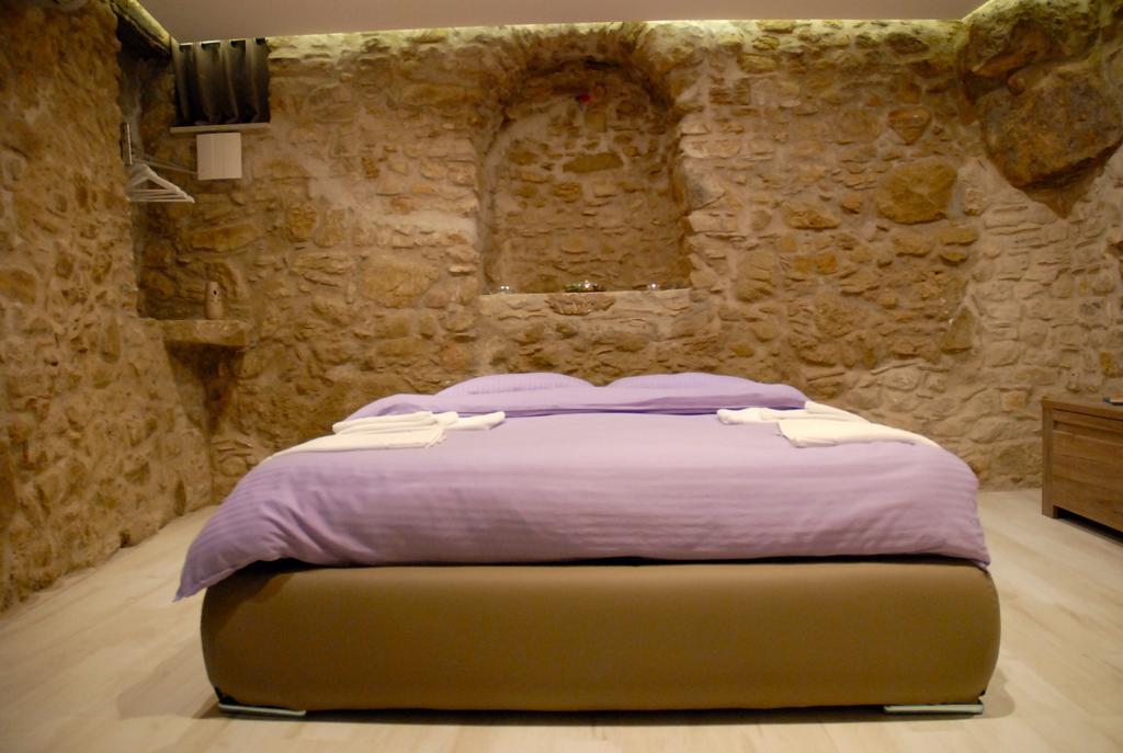 Kaaba - Aragon Home Holiday Montalbano Elicona Exterior photo